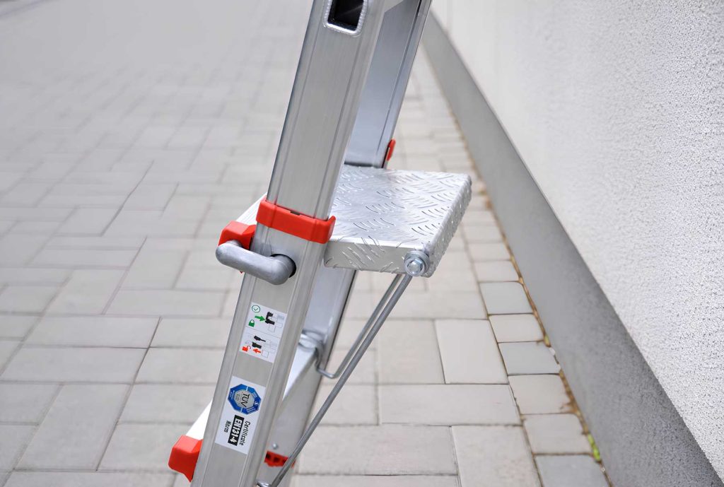 Μέγιστη ασφάλεια με αξεσουάρ για σκάλες και σκαλωσιές