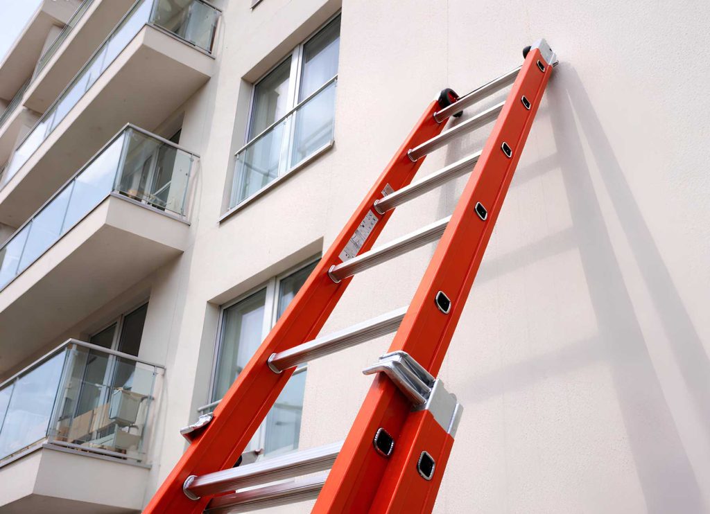 Σκάλες Fiberglass οικιακής και επαγγελματικής χρήσης