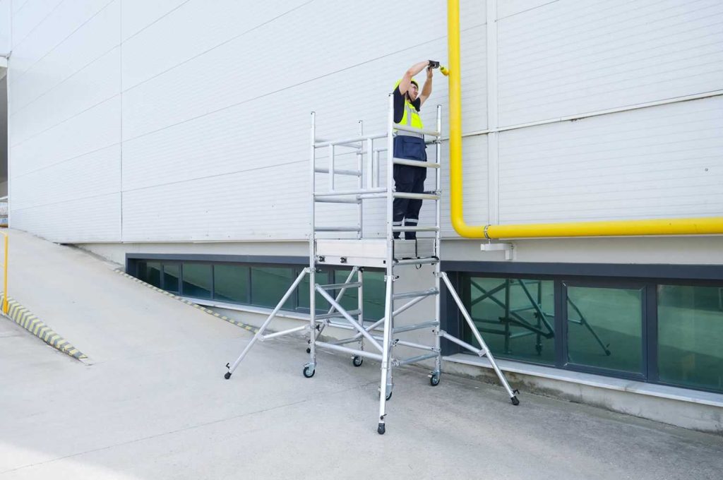 Εξωτερικές εργασίες με Σκαλωσιά για Μπαλκόνια