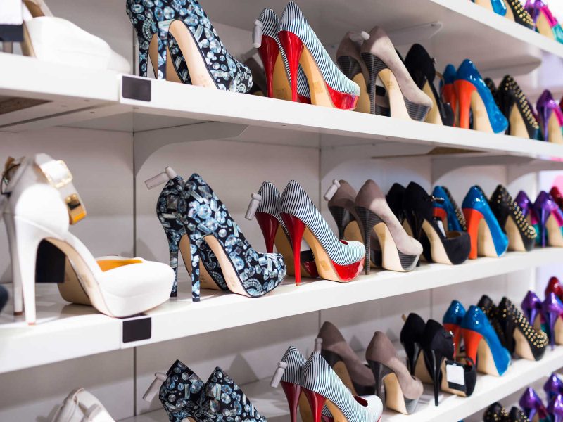 TA-0075 - Επιτοίχιο σύστημα ραφιών με πλάτη μελαμίνης