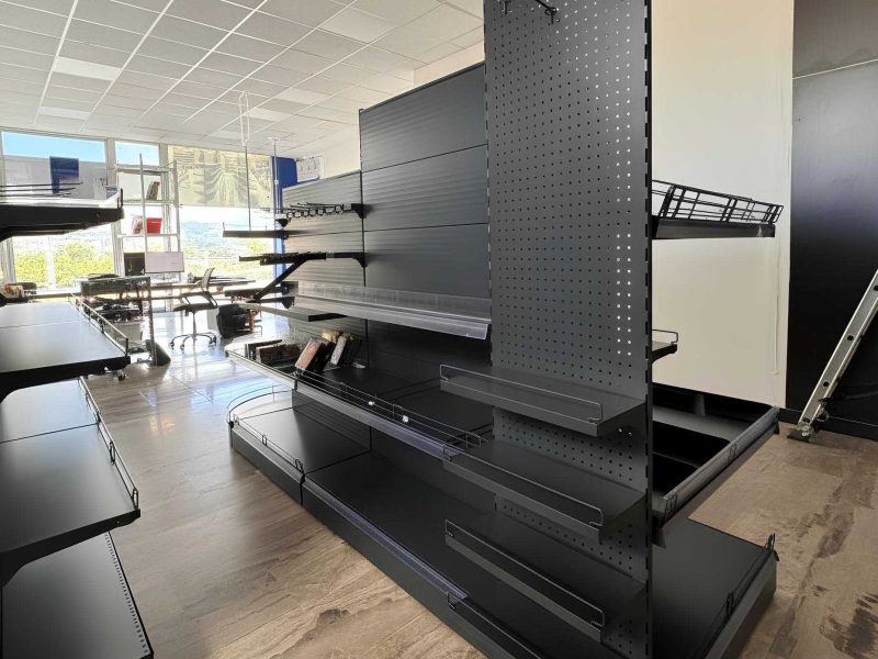 TA-200 - Πλαϊνή διάτρητη πλάτη