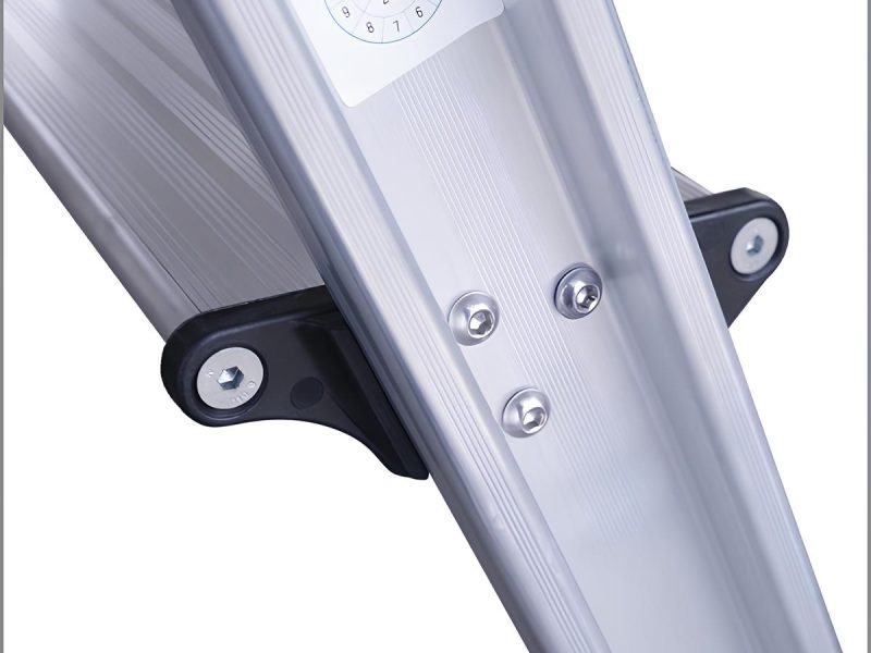 VENTO - Αναδιπλούμενη Επαγγελματική Σκάλα 150kg