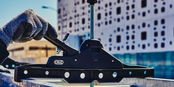 Φορητή Πλατφόρμα Εργασίας με Κιγκλίδωμα