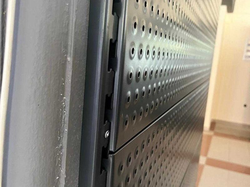 Επιτοίχιο σύστημα Τοίχου με ράγα Η type