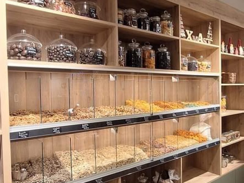 Επίπλωση Κάβας, Ράφια για Κάβες