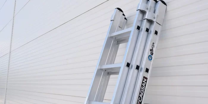Επαγγελματικές σκάλες μονής όψης
