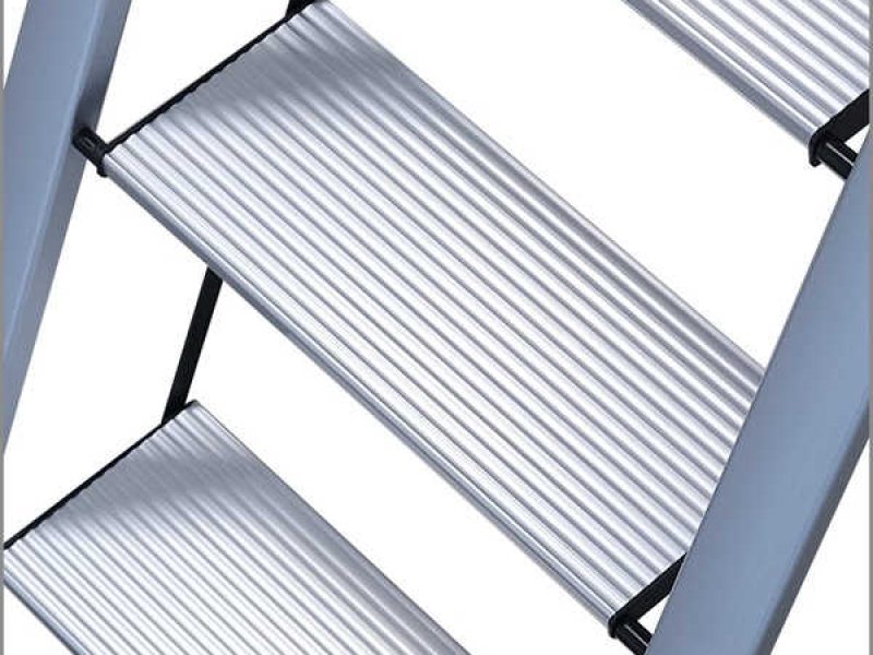 TROYA+ – Σκαλοπάτι