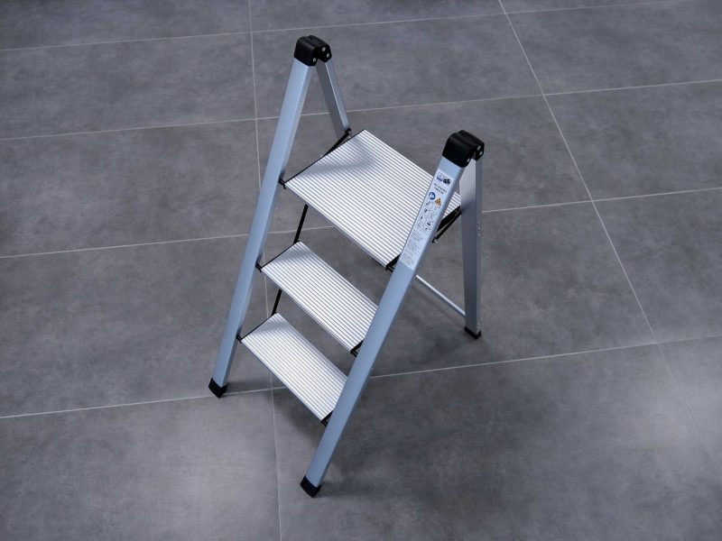 troya-stepstool-gallery-01