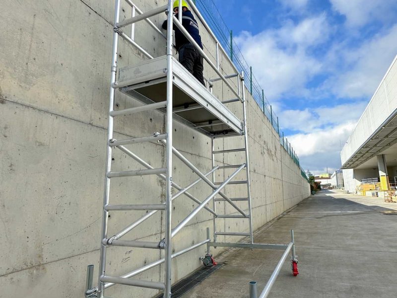 Ενιαία βάση σιδήρου για ρόδες